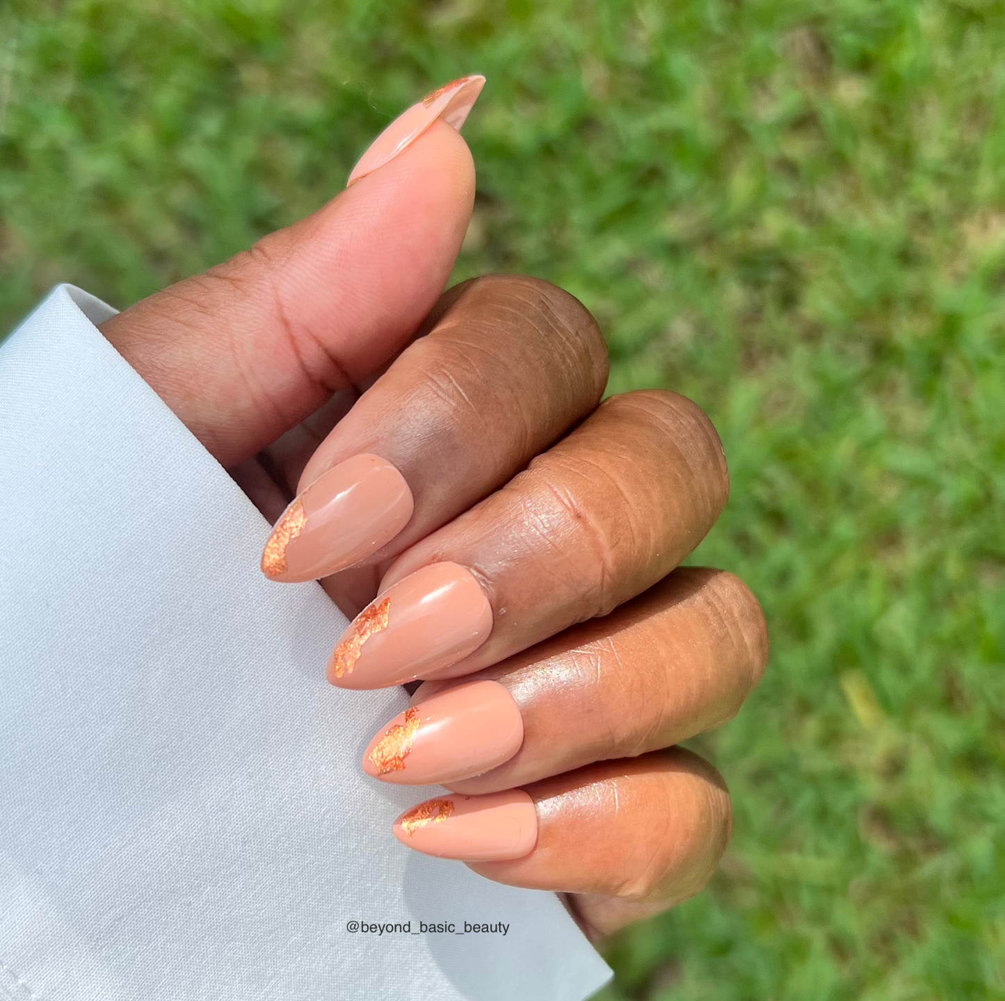 Nude Rose Gold Accent